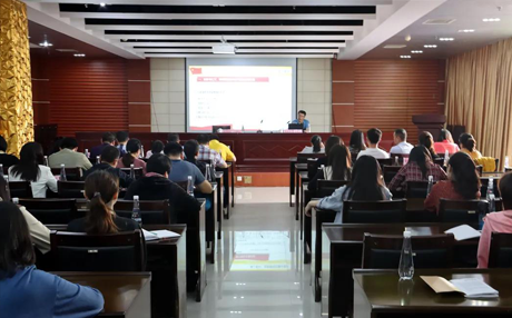 18����LUCK����(�й�)�ɷ����޹�˾